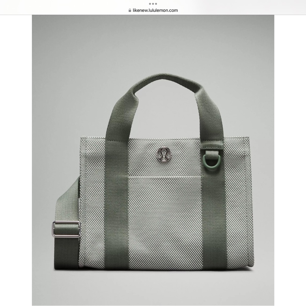lululemon athletica Green Two-Tone Mini Tote Bag (eucalyptus)
